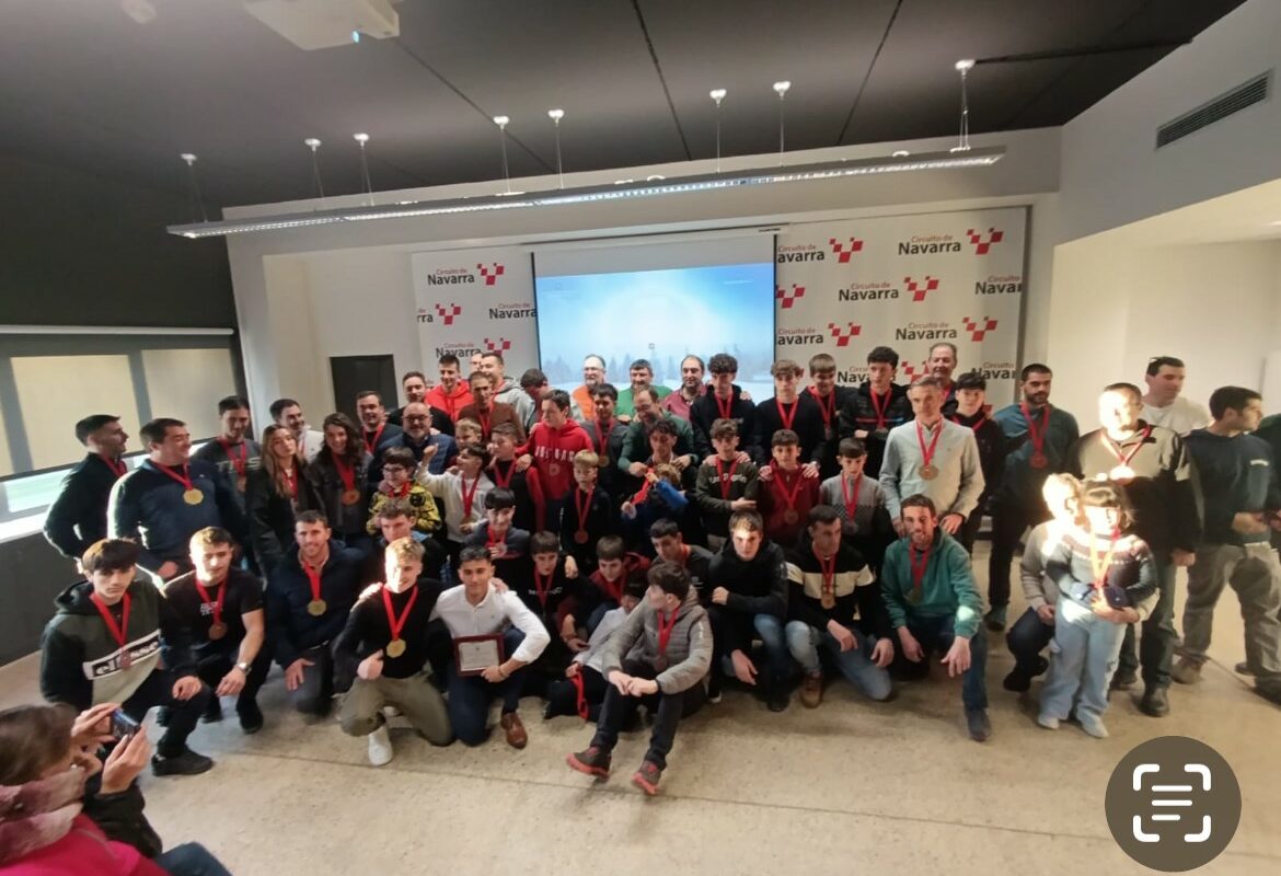 ENTREGA DE TROFEOS CAMPEONATOS 2024 / 18 de enero de 2025 Los Arcos